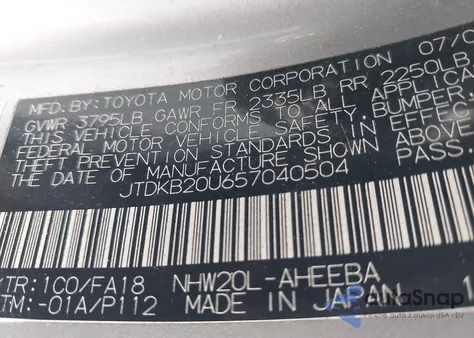 2005 Toyota Prius z USA, uszkodzony, nr VIN JTDKB20U657040504